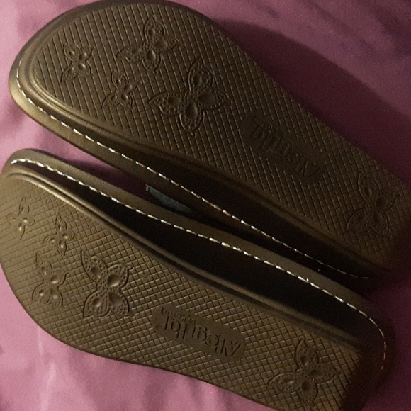 Womens Alegria Butterfly Floral Sandals Size 38 Purple and Blue, Gently worn. - Picture 6 of 6